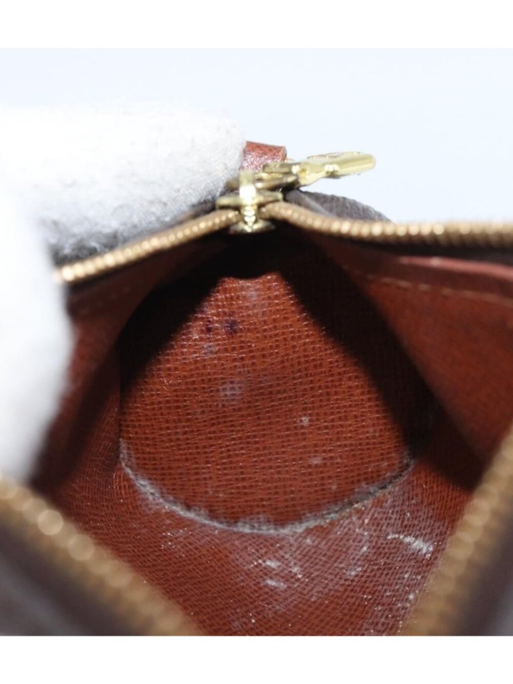 LOUIS VUITTON Monogram Papillon Pouch - Picture 10 of 16